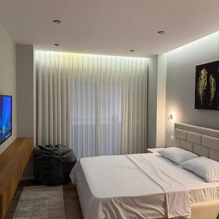 Luxe Aura Appartement Tirana
